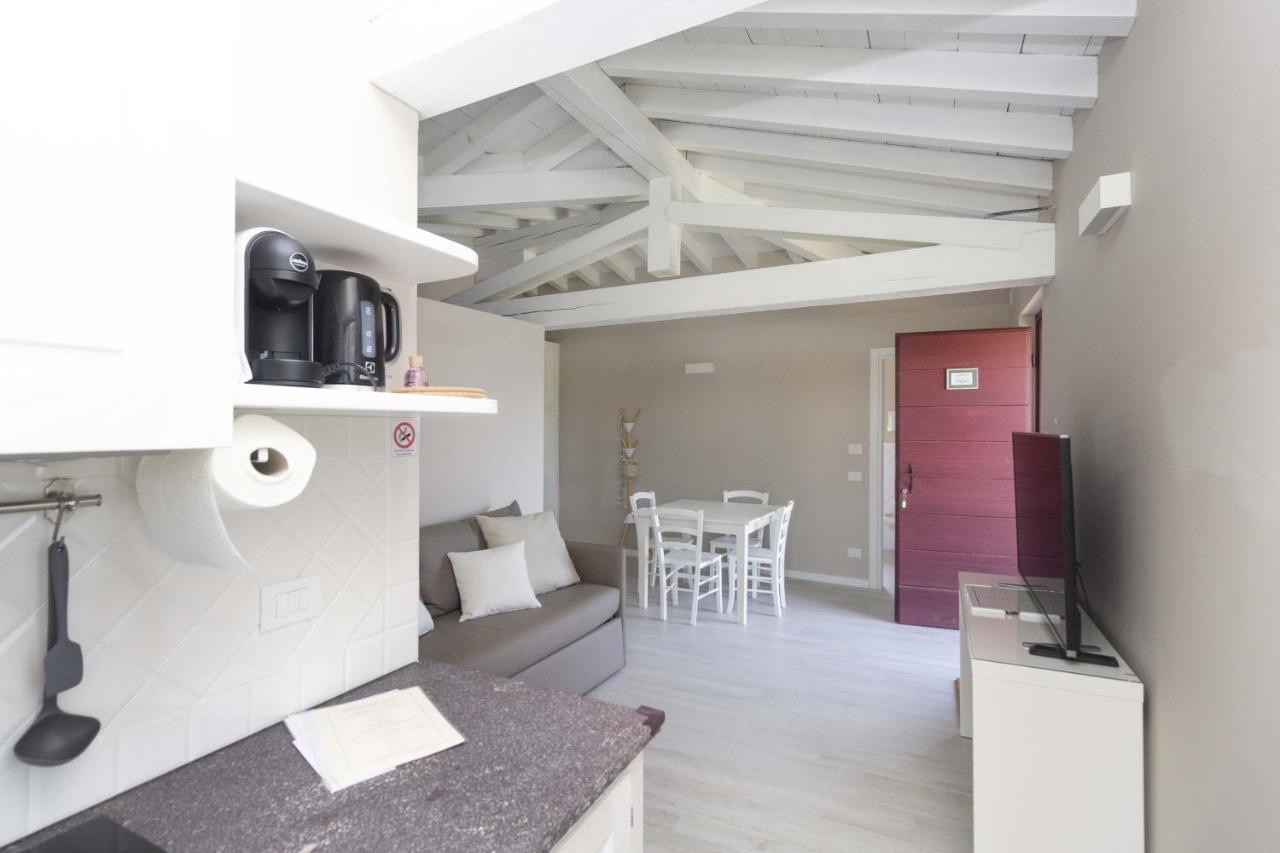 Agriturismo Cascina Carai มาโรเน ภายนอก รูปภาพ