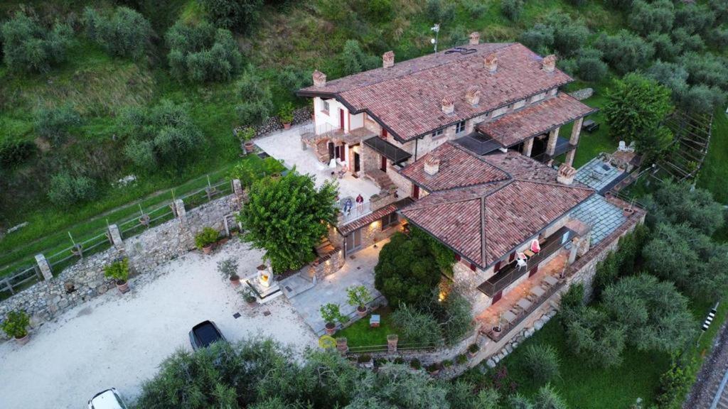 Agriturismo Cascina Carai มาโรเน ภายนอก รูปภาพ