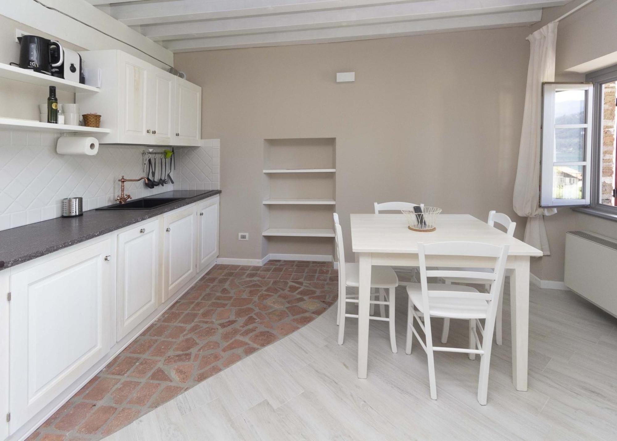 Agriturismo Cascina Carai มาโรเน ภายนอก รูปภาพ